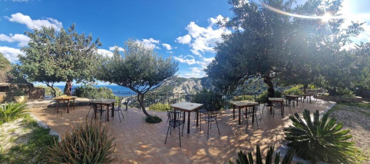 Hotel Turismo Rurale Villa Maria Caterina Cala Gonone Exteriör bild