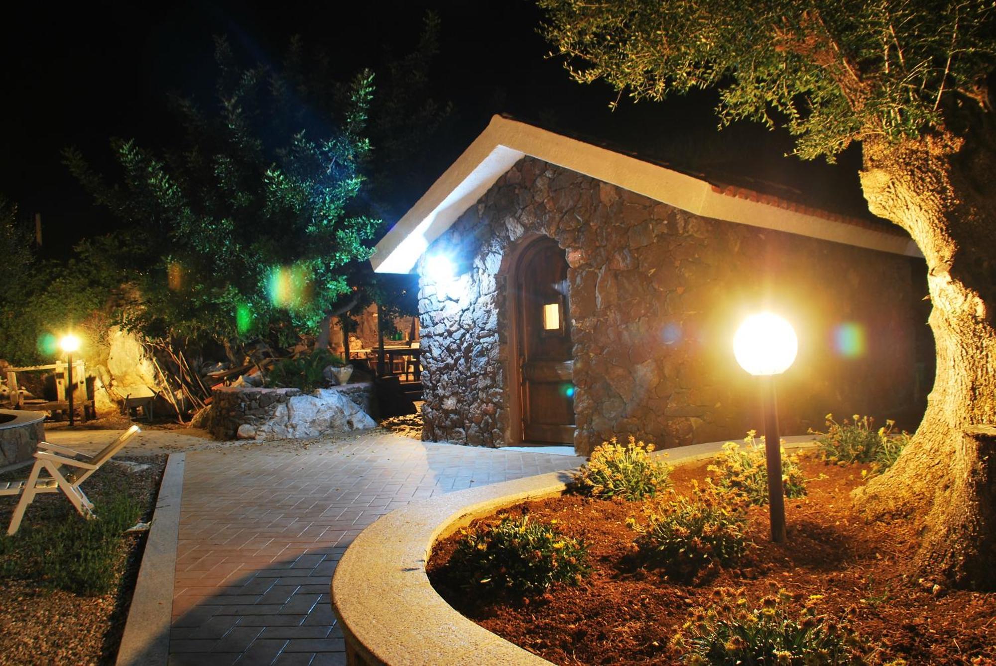 Hotel Turismo Rurale Villa Maria Caterina Cala Gonone Exteriör bild