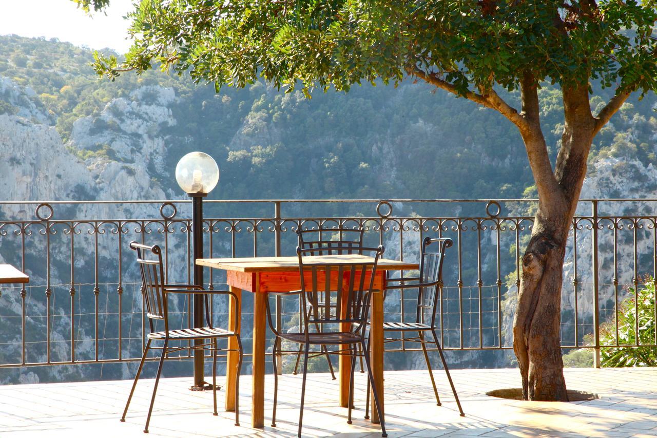 Hotel Turismo Rurale Villa Maria Caterina Cala Gonone Exteriör bild